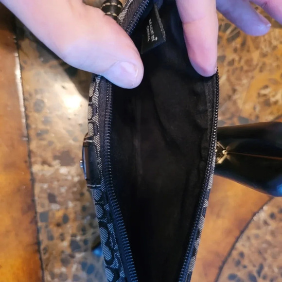 COACH WRISTLET - Picture 4 of 5